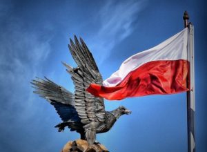 Patriotyzm a nacjonalizm PolitykaPolska dzien flagi e1532499770102