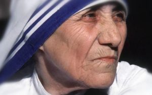 Akcja społeczna: Masz życie ? Poprzyj życie ! Trwa ostatni tydzień zbiórki podpisów pod inicjatywą „Zatrzymaj aborcję”. Ponad pół miliona Polaków poparło już akcję. 9 Akcja społeczna: Masz życie ? Poprzyj życie ! Trwa ostatni tydzień zbiórki podpisów pod inicjatywą „Zatrzymaj aborcję”. Ponad pół miliona Polaków poparło już akcję. matka teresa yt