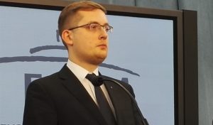 Interpelacja posła Winnickiego do MSZ ws. "Justice for Uncompensated Survivors Today (JUST) Act of 2017" przyjęty przez Senat USA 3 Interpelacja posła Winnickiego do MSZ ws. "Justice for Uncompensated Survivors Today (JUST) Act of 2017" przyjęty przez Senat USA winnicki