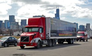 Pierwszy wyjazd ciężarówki "German Death Camps" na ulice Chicago [WIDEO] Truck Ger Death Camps 04 e1521771920494