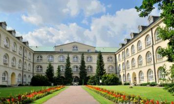 Barbarzyństwo 2.0 : ” Konstytucja dla nauki” PolitykaPolska Uniwersystet gmach glowny e1529049496460