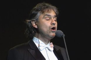 Andrea Bocelli opowiada historię… PolitykaPolska Andrea Bocelli e1537647288189