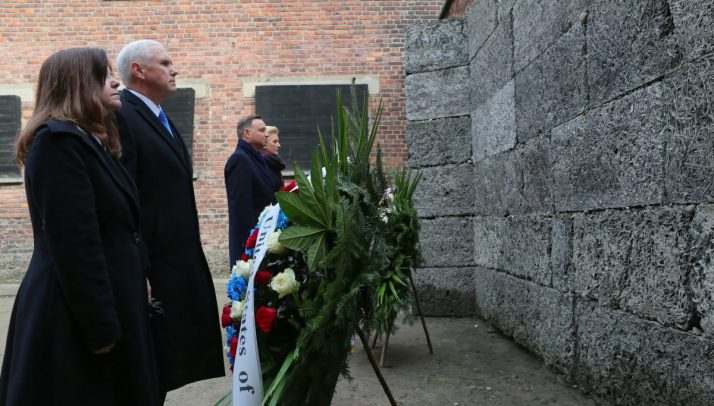 Niechciana, brutalnie ukrywana pamięć o tragicznej historii Bloku Śmierci 43 Niechciana, brutalnie ukrywana pamięć o tragicznej historii Bloku Śmierci Duda Pence Sciana Stracen Auschwitz