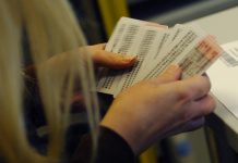 Kto chce, by wybory wygrali fałszerze?