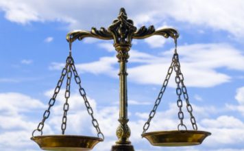 Kolejny sąd po stronie prawdy o aborcji. Mariusz Dzierżawski uniewinniony PolitykaPolska Sad sprawiedliwosc wyrok