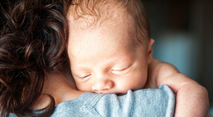 Mama-i-dzidzius-Polska-dzieci-demografia