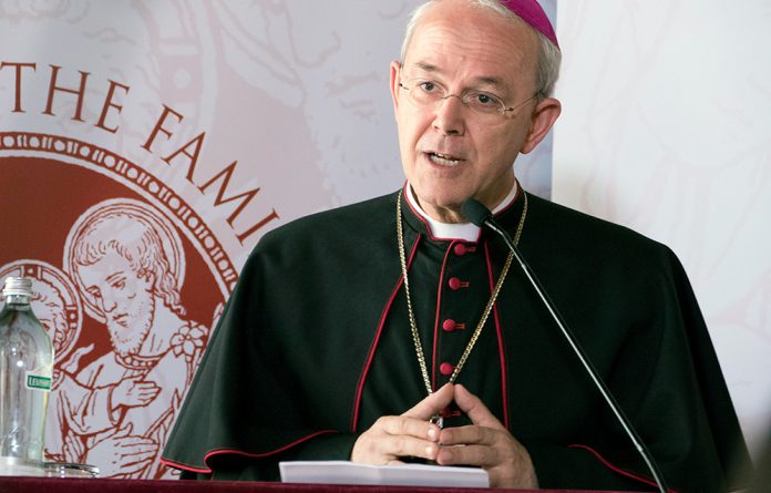 biskup-Scheider-Athanasius