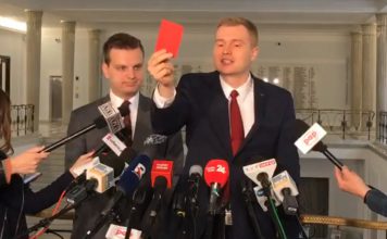 Poseł Kulesza: w TVP obowiązuje zakaz zapraszania do studia polityków Konfederacji PolitykaPolska Czerwona kartka dla TVP
