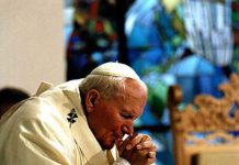 Modlitwa w życiu św. Jana Pawła II. Dał nam przykład.