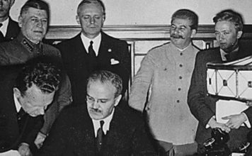 Badanie: Poziom wiedzy Rosjan na temat paktu Ribbentrop-Mołotow PolitykaPolska Ribentrop Molotov Pact 1939