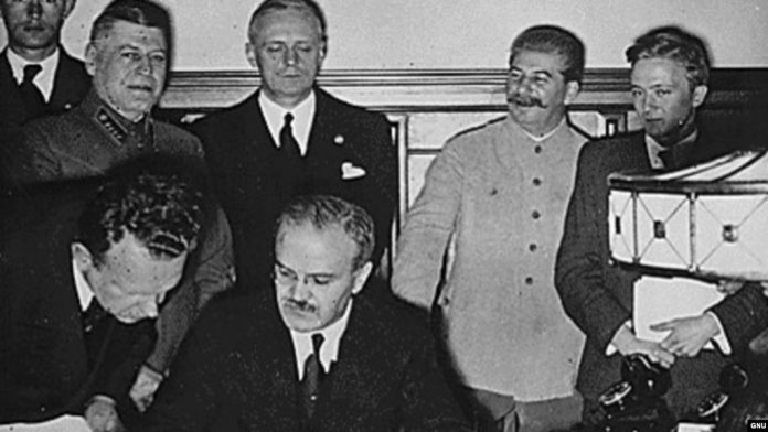 Ribentrop-Molotov-Pact-1939