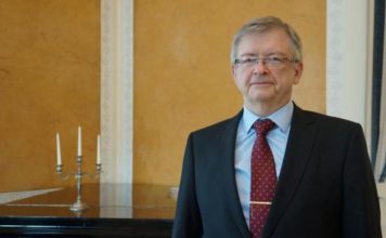Co naprawdę nas dzieli? Rozmowa z ambasadorem Rosji w Polsce PolitykaPolska Siergiej Andriejew ambasador Rosji