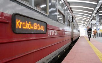 Esencja III RP: Pociąg między Katowicami a Krakowem (77 km) jedzie 2,5 godz.! Alternatywą jest płatna A4, na którą kontrakt podpisało SLD PolitykaPolska Pociag Krakow Glowny