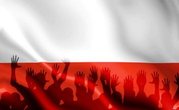 Warszawa 2 grudnia – I Konferencja Programowa Ruchu Naprawy Polski PolitykaPolska polska flaga ludzie