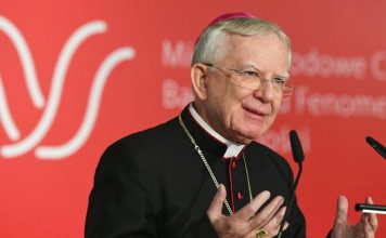 Abp Marek Jędraszewski w wywiadzie o LGBT, ideologiach, Kościele, ochronie dzieci i nieletnich PolitykaPolska Abp Marek Jedraszewski