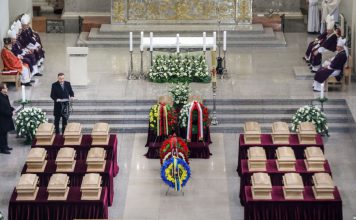 W Wilnie uroczyście pochowano przywódców i uczestników powstania styczniowego PolitykaPolska wilno katedra prpol