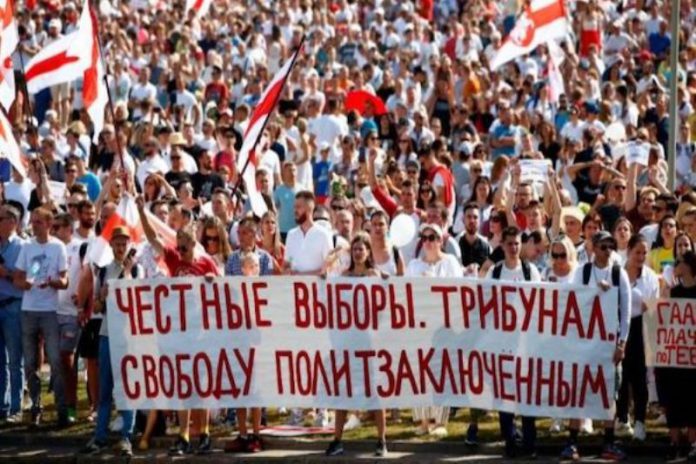 Belarus-opposition-march-in-Minsk_202008