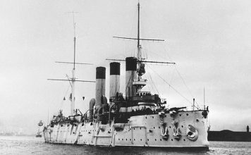 Wystrzał z „Aurory” AD 2020, czyli komunizm w USA i Polsce PolitykaPolska Statek Aurora 1917
