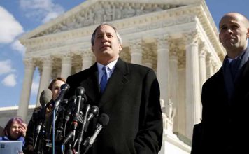 USA: Teksas przy poparciu 17 innych stanów domaga się unieważnienia wyników w Georgii, Michigan, Pennsylwanii i Wisconsin PolitykaPolska Prokurator Teksasu Ken Paxton