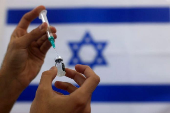 Izrael-program-szczepień-nadmierne-zgony