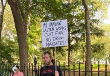 28 sierpnia 2021 – protesty w Londynie i Nowym Jorku (za medyczną wolnością)