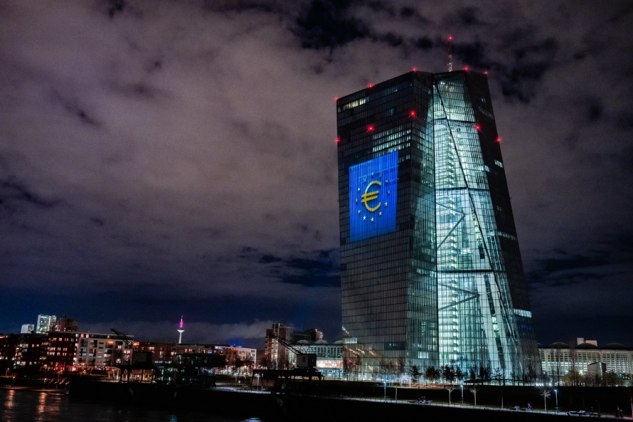 Wywiad z kwietnia 2022 roku: U progu nowego globalnego systemu finansowego 17 Wywiad z kwietnia 2022 roku: U progu nowego globalnego systemu finansowego Europejski Bank Centralny Frankfurt